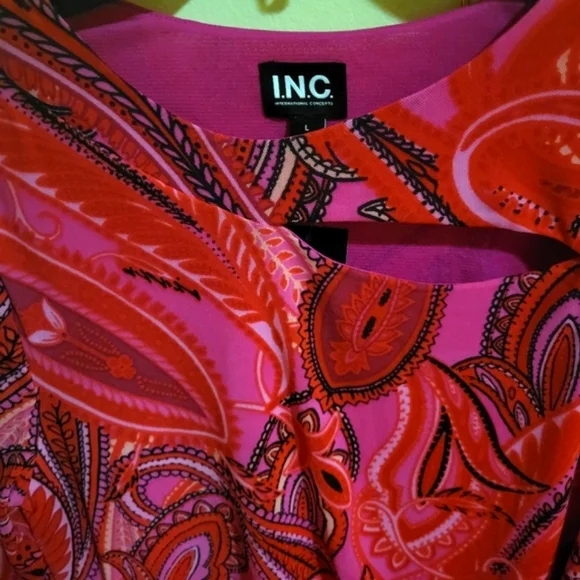 Beautiful blouse - Picture 2 of 6